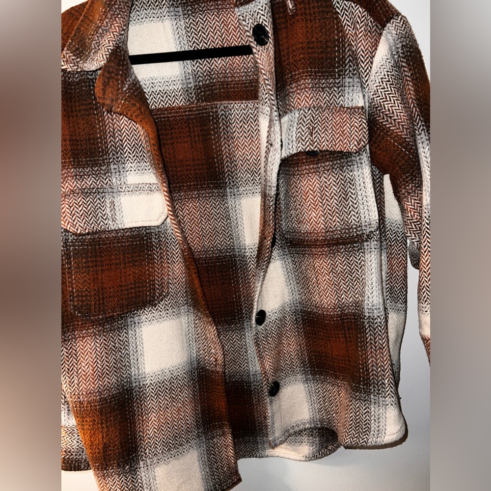 Brown Houndstooth Pattern Jacket. 100% Polyester - image 2